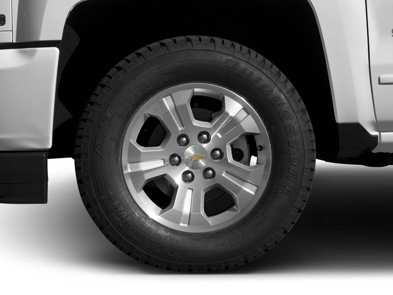 2018 Chevrolet Silverado 1500 LT photo 2