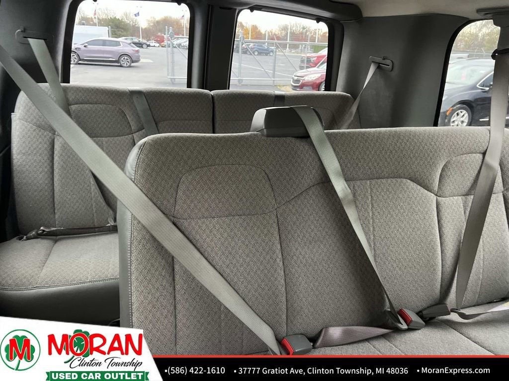2017 Chevrolet Express Passenger 3500 LT