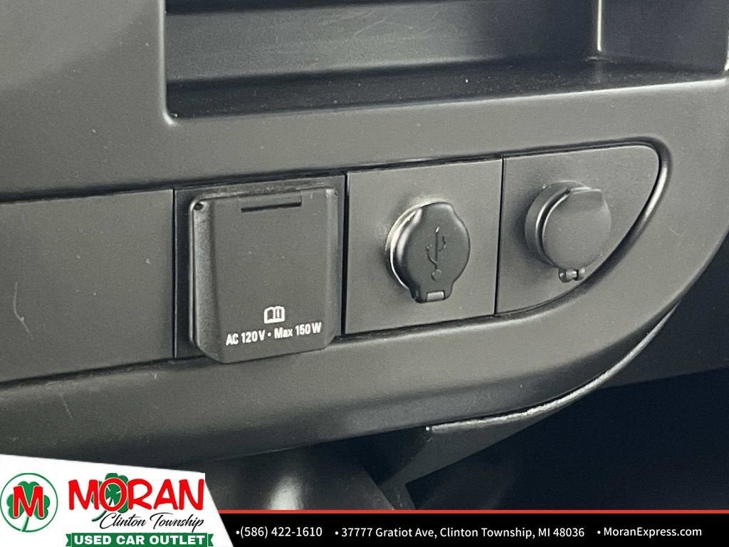 2017 Chevrolet Express Passenger 3500 LT