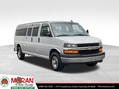 2017 Chevrolet Express Passenger 3500 LT