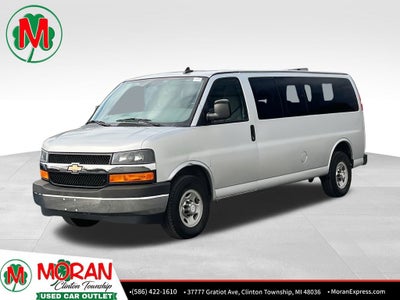 2017 Chevrolet Express Passenger 3500 LT
