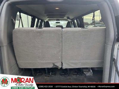 2017 Chevrolet Express Passenger 3500 LT