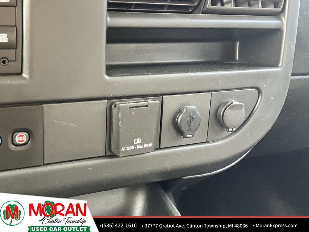 2017 Chevrolet Express Passenger 3500 LT