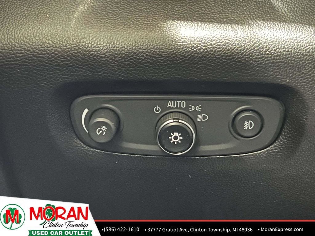 2018 Chevrolet Traverse LT Cloth