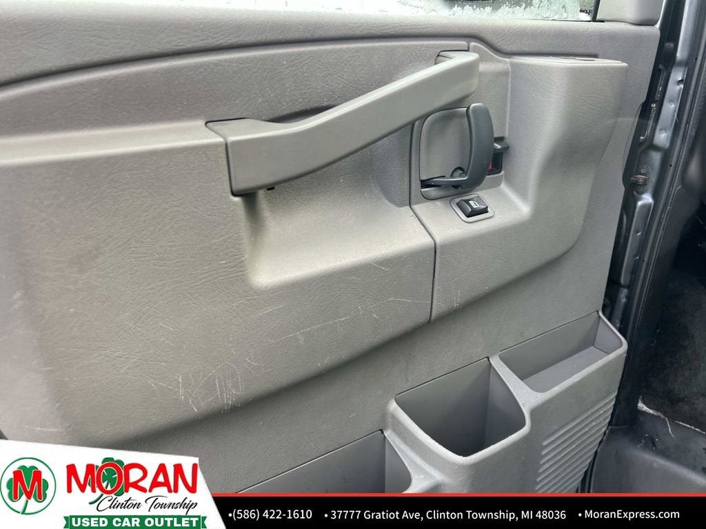 2017 Chevrolet Express Passenger 2500 LS