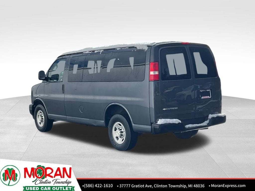 2017 Chevrolet Express Passenger 2500 LS