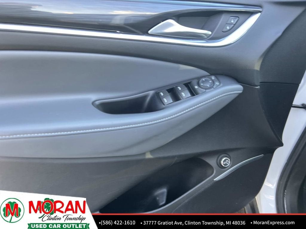 2018 Buick Enclave Essence